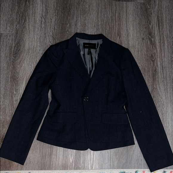BCBGMaxAzria Jackets & Blazers - BCBGMaxAzria Dark Navy Blazer